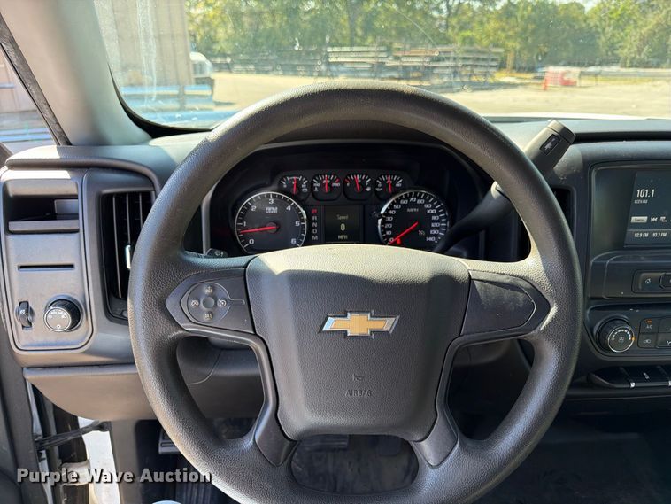 image for item DT3052 2016 Chevrolet Silverado 1500 Ext. Cab pickup truck