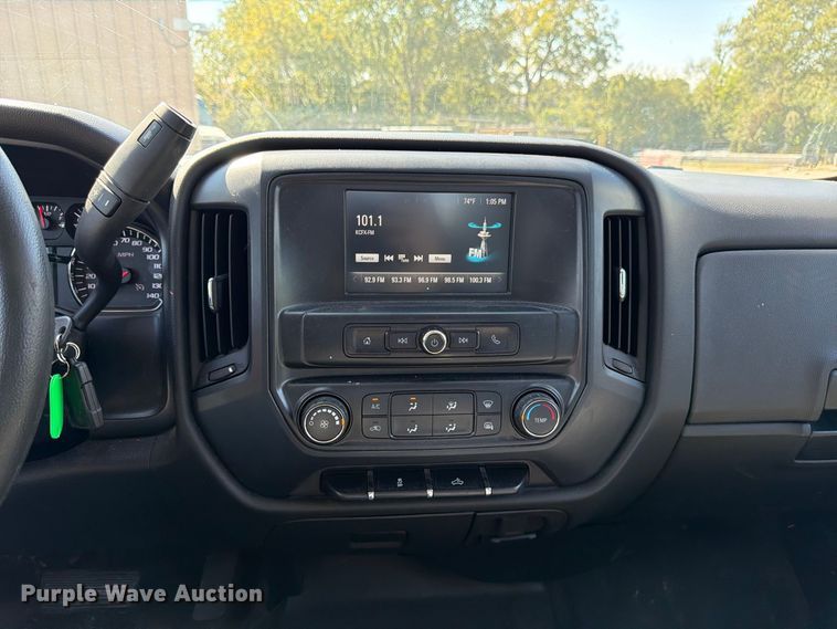image for item DT3052 2016 Chevrolet Silverado 1500 Ext. Cab pickup truck