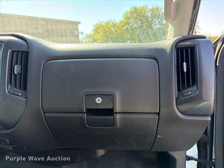 image for item DT3052 2016 Chevrolet Silverado 1500 Ext. Cab pickup truck