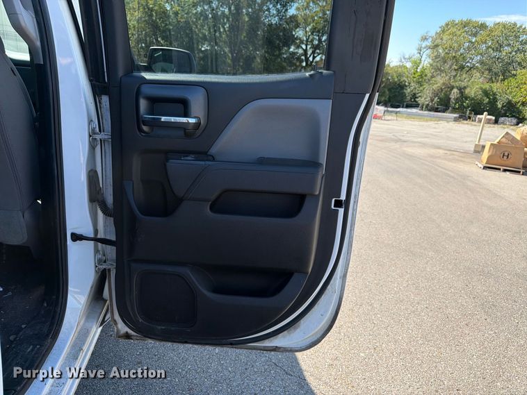 image for item DT3052 2016 Chevrolet Silverado 1500 Ext. Cab pickup truck