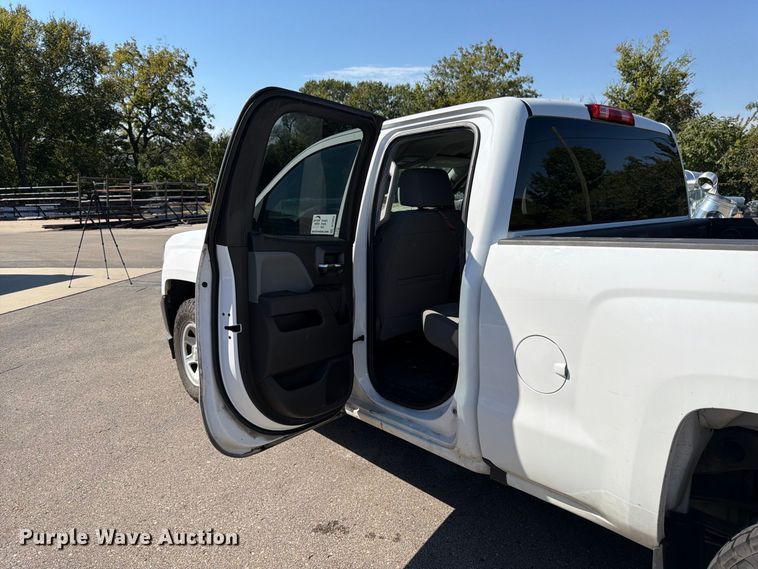 image for item DT3052 2016 Chevrolet Silverado 1500 Ext. Cab pickup truck