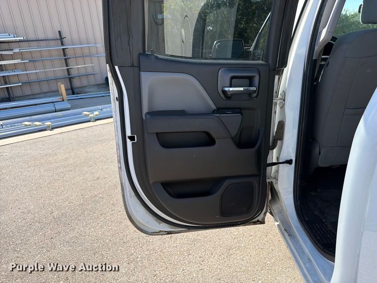 image for item DT3052 2016 Chevrolet Silverado 1500 Ext. Cab pickup truck