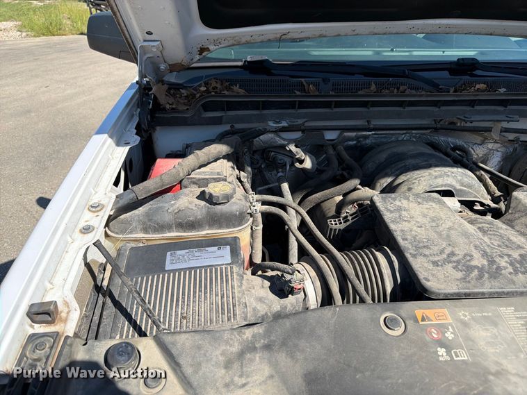 image for item DT3052 2016 Chevrolet Silverado 1500 Ext. Cab pickup truck