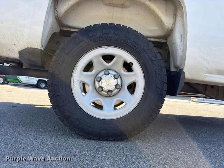 image for item DT3052 2016 Chevrolet Silverado 1500 Ext. Cab pickup truck