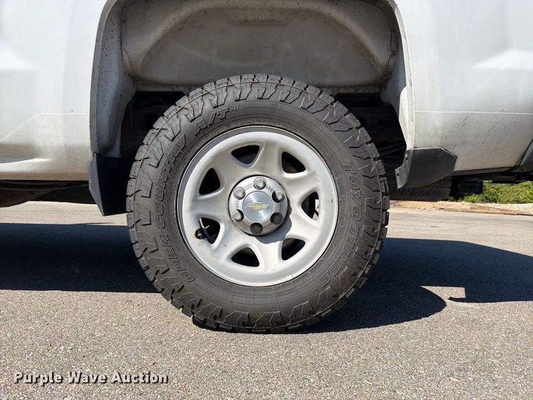 image for item DT3052 2016 Chevrolet Silverado 1500 Ext. Cab pickup truck