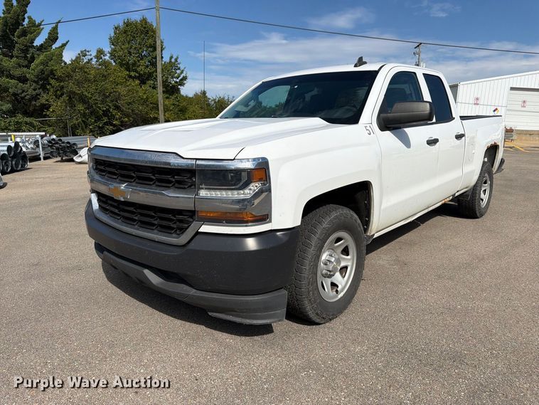image for item DT3053 2016 Chevrolet Silverado 1500 Ext. Cab pickup truck