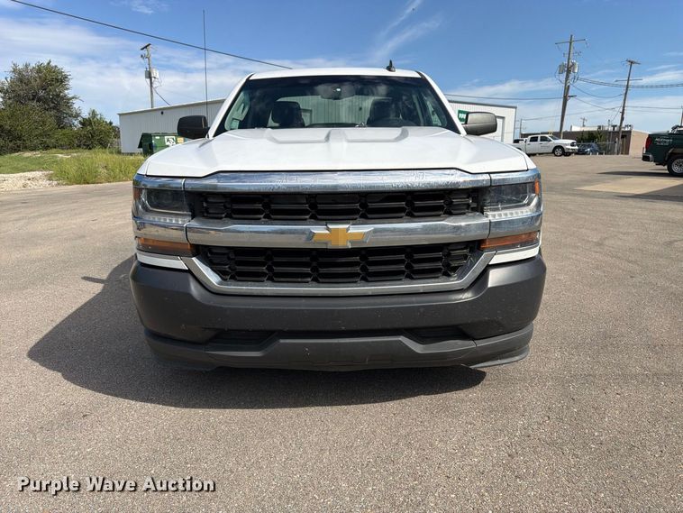 image for item DT3053 2016 Chevrolet Silverado 1500 Ext. Cab pickup truck