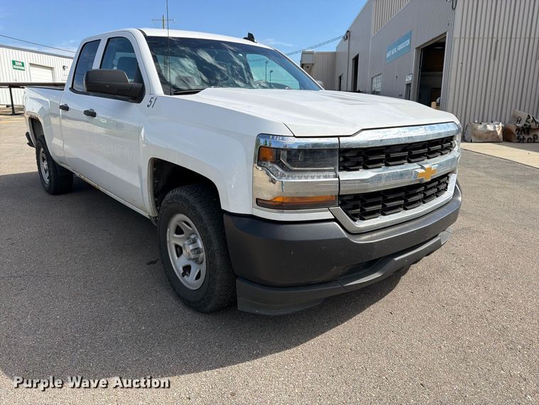 image for item DT3053 2016 Chevrolet Silverado 1500 Ext. Cab pickup truck