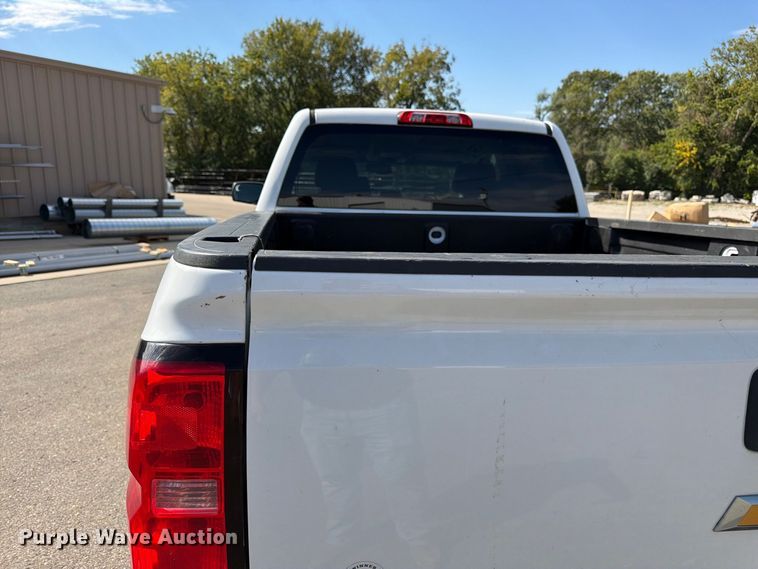 image for item DT3053 2016 Chevrolet Silverado 1500 Ext. Cab pickup truck