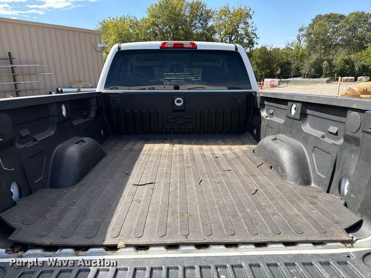 image for item DT3053 2016 Chevrolet Silverado 1500 Ext. Cab pickup truck