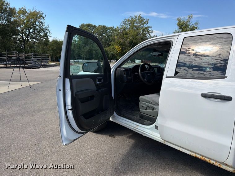 image for item DT3053 2016 Chevrolet Silverado 1500 Ext. Cab pickup truck