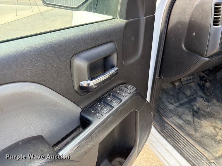 image for item DT3053 2016 Chevrolet Silverado 1500 Ext. Cab pickup truck