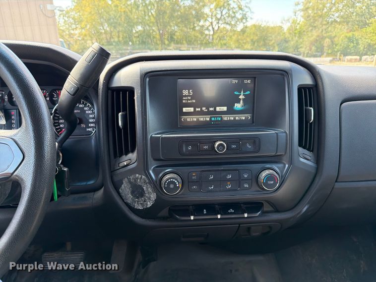 image for item DT3053 2016 Chevrolet Silverado 1500 Ext. Cab pickup truck