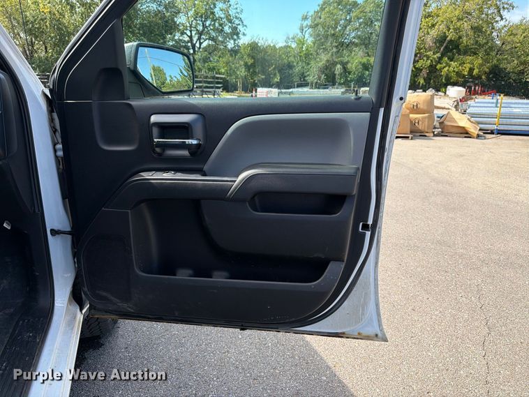 image for item DT3053 2016 Chevrolet Silverado 1500 Ext. Cab pickup truck