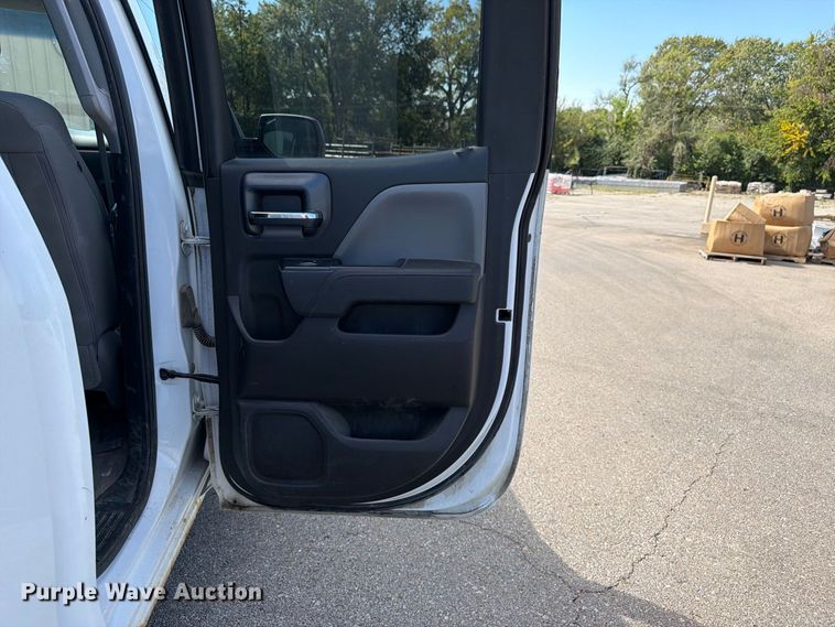 image for item DT3053 2016 Chevrolet Silverado 1500 Ext. Cab pickup truck