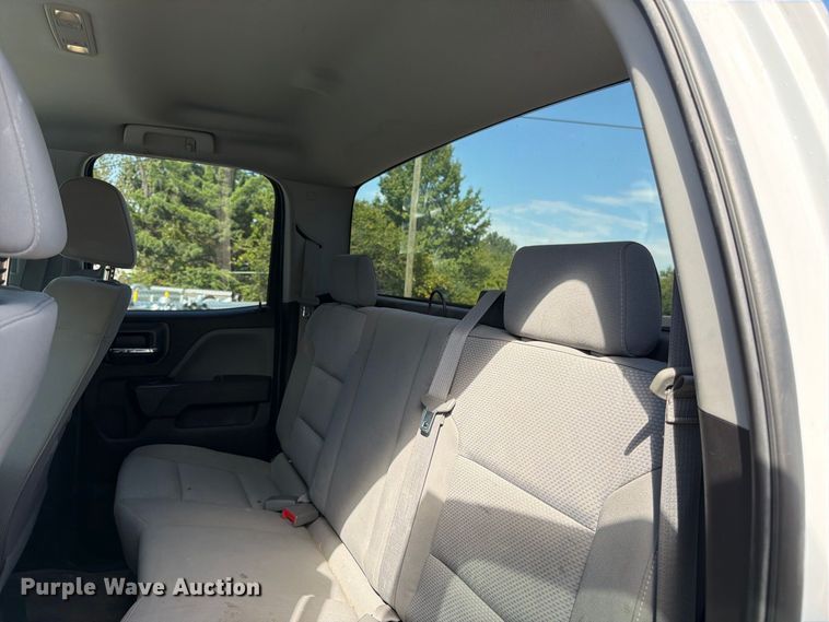 image for item DT3053 2016 Chevrolet Silverado 1500 Ext. Cab pickup truck