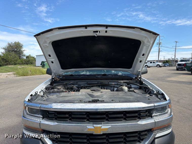 image for item DT3053 2016 Chevrolet Silverado 1500 Ext. Cab pickup truck