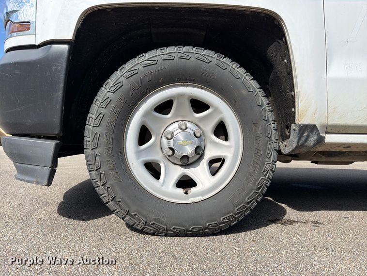 image for item DT3053 2016 Chevrolet Silverado 1500 Ext. Cab pickup truck
