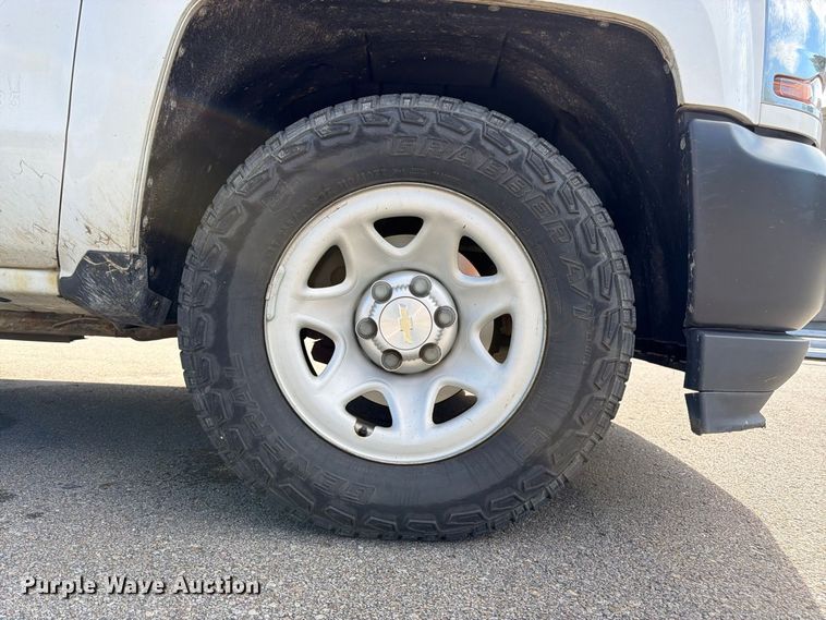 image for item DT3053 2016 Chevrolet Silverado 1500 Ext. Cab pickup truck