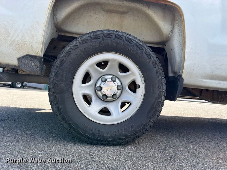 image for item DT3053 2016 Chevrolet Silverado 1500 Ext. Cab pickup truck