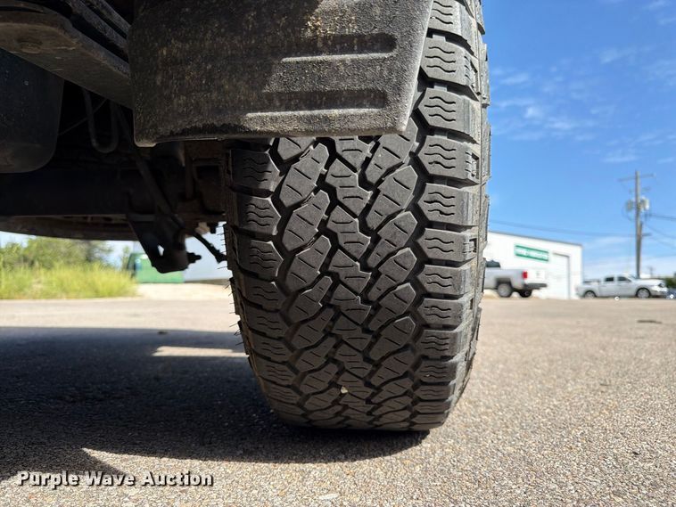 image for item DT3053 2016 Chevrolet Silverado 1500 Ext. Cab pickup truck