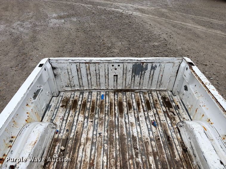 image for item DT3070 2005 Chevrolet Silverado 2500 Crew Cab pickup truck