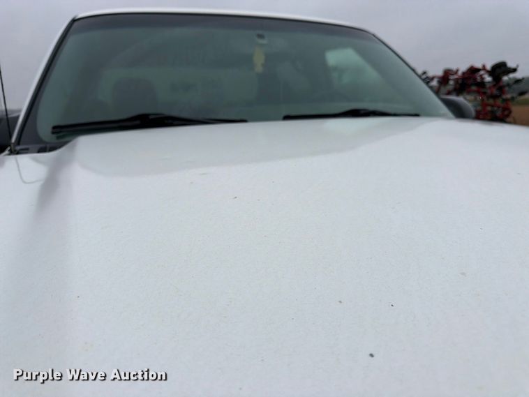 image for item DT3070 2005 Chevrolet Silverado 2500 Crew Cab pickup truck