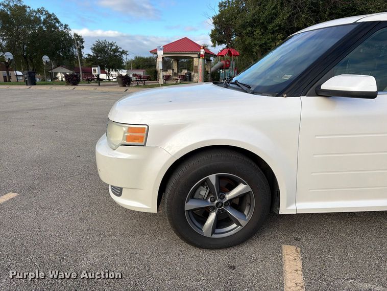 image for item DT3072 2011 Ford Flex SUV