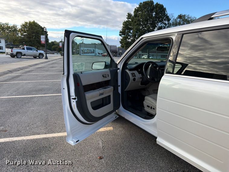 image for item DT3072 2011 Ford Flex SUV