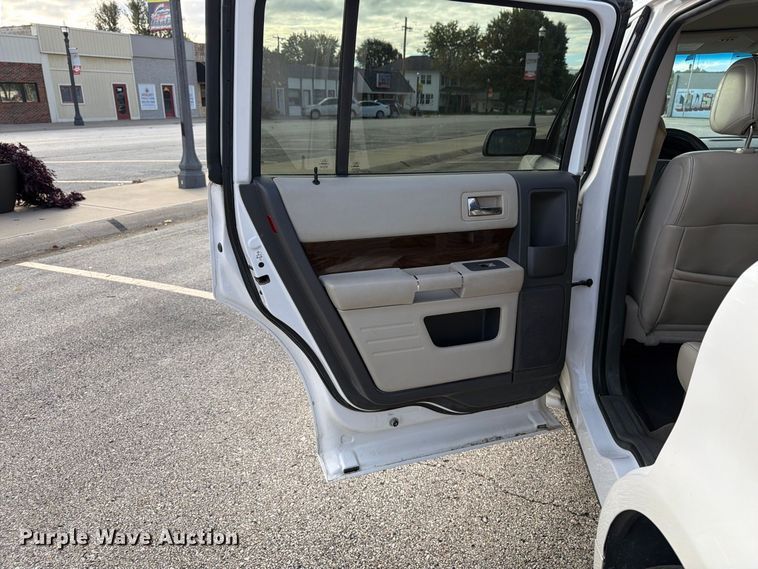 image for item DT3072 2011 Ford Flex SUV