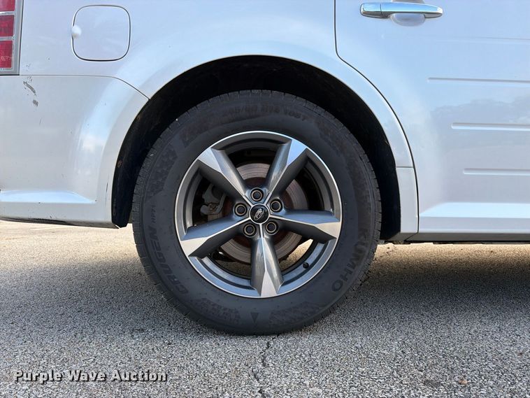image for item DT3072 2011 Ford Flex SUV