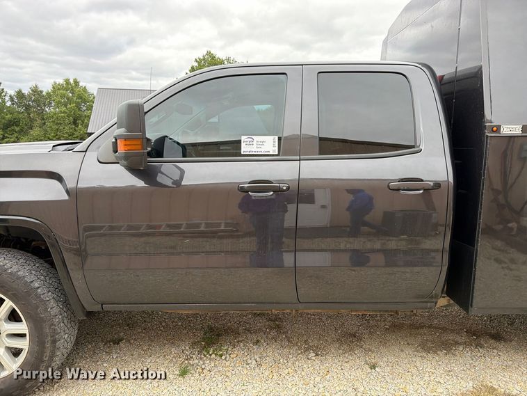 image for item DT3074 2016 GMC Sierra 3500HD Ext. Cab utility bed pickup truck