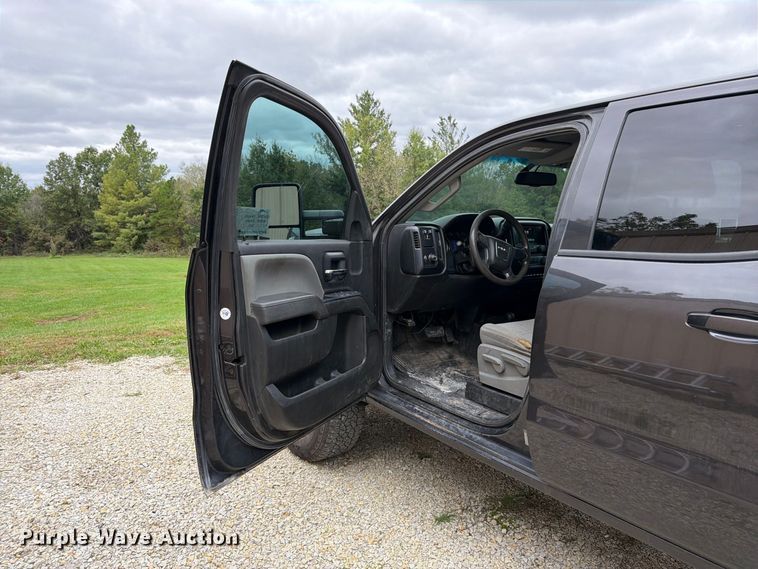 image for item DT3074 2016 GMC Sierra 3500HD Ext. Cab utility bed pickup truck