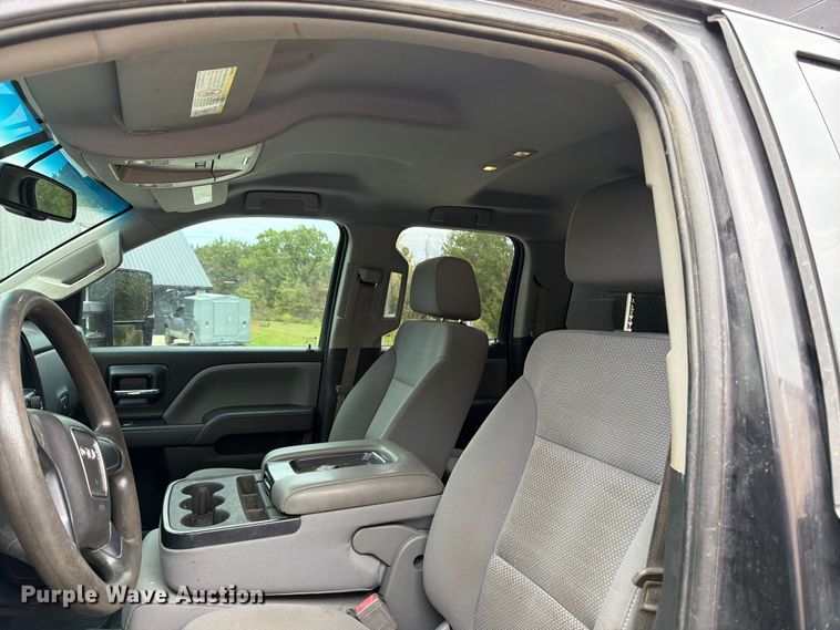 image for item DT3074 2016 GMC Sierra 3500HD Ext. Cab utility bed pickup truck