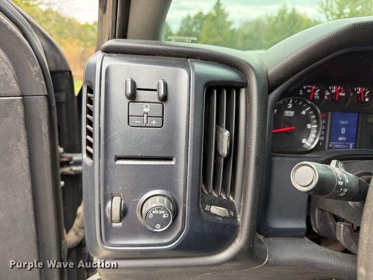 image for item DT3074 2016 GMC Sierra 3500HD Ext. Cab utility bed pickup truck