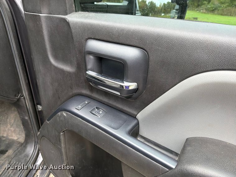 image for item DT3074 2016 GMC Sierra 3500HD Ext. Cab utility bed pickup truck