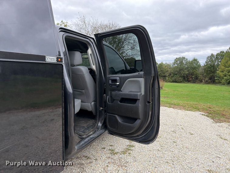 image for item DT3074 2016 GMC Sierra 3500HD Ext. Cab utility bed pickup truck