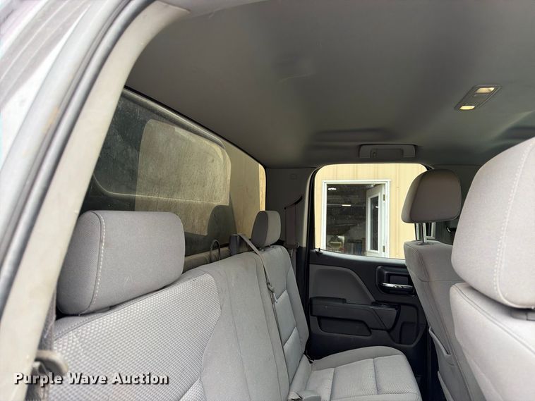 image for item DT3074 2016 GMC Sierra 3500HD Ext. Cab utility bed pickup truck