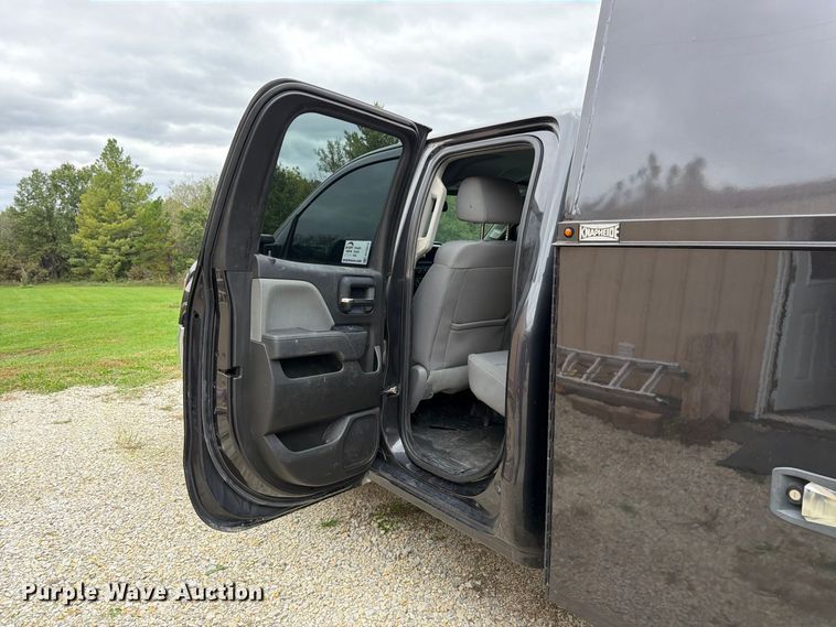image for item DT3074 2016 GMC Sierra 3500HD Ext. Cab utility bed pickup truck