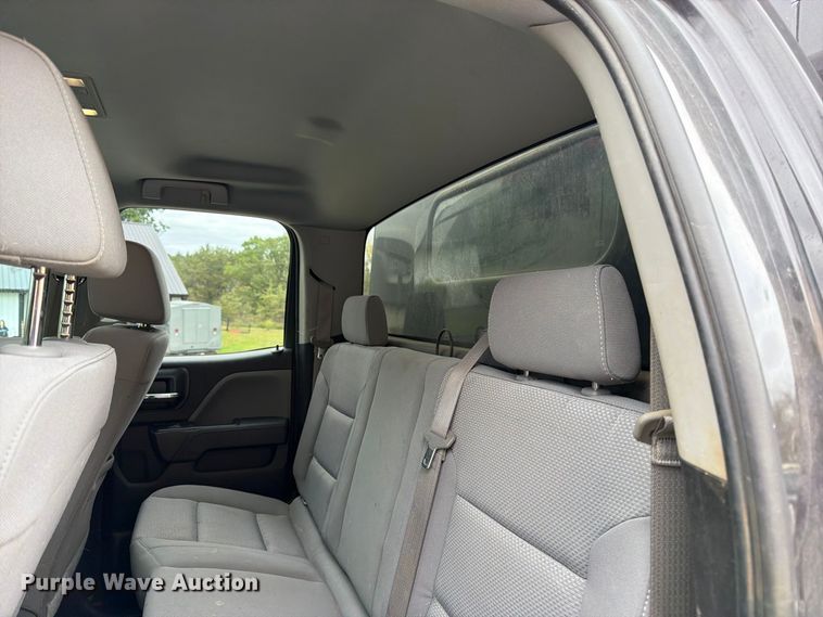 image for item DT3074 2016 GMC Sierra 3500HD Ext. Cab utility bed pickup truck