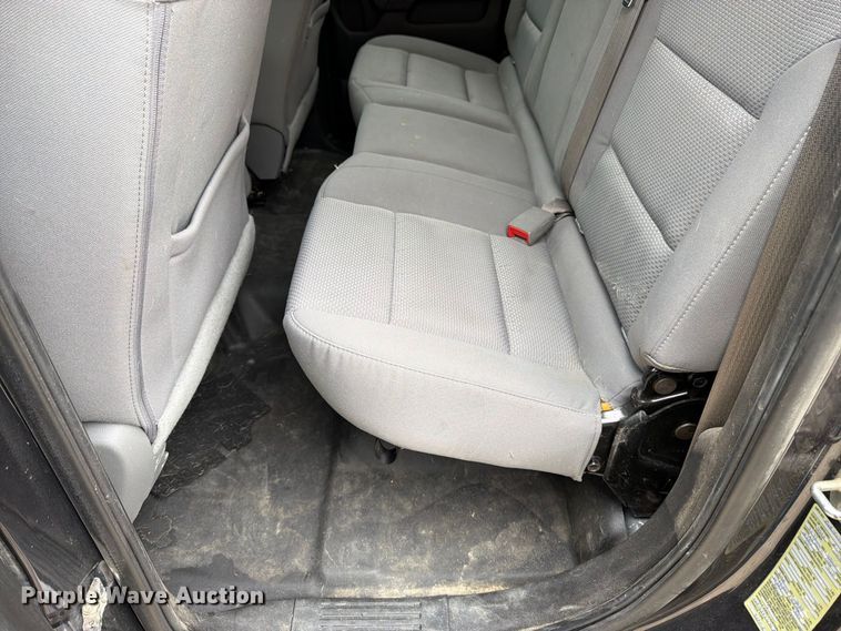 image for item DT3074 2016 GMC Sierra 3500HD Ext. Cab utility bed pickup truck