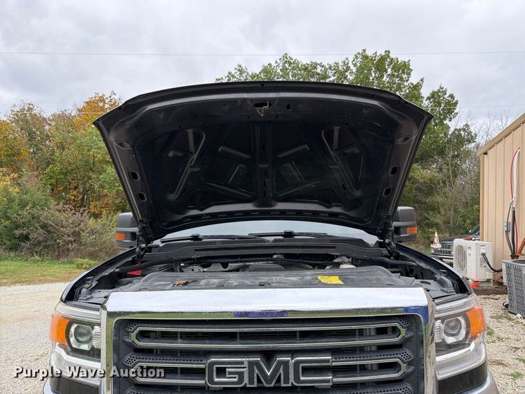 image for item DT3074 2016 GMC Sierra 3500HD Ext. Cab utility bed pickup truck