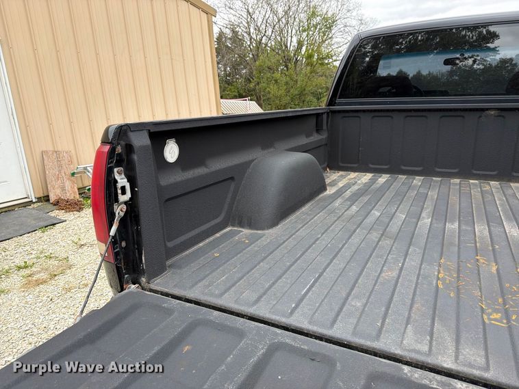 image for item DT3075 1992 Chevrolet K1500 pickup truck