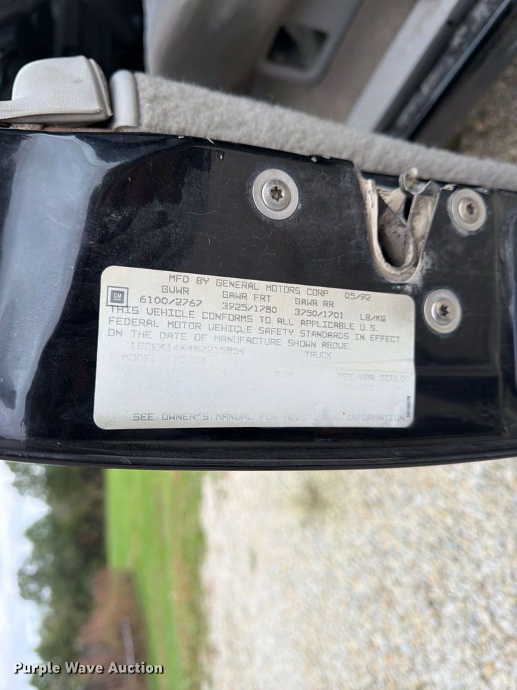 image for item DT3075 1992 Chevrolet K1500 pickup truck