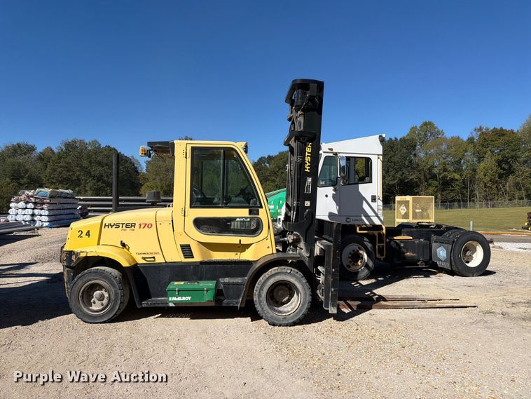 image for item DT3077 2019 Hyster H170FT forklift