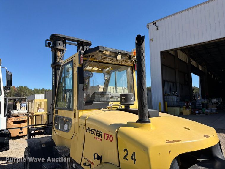 image for item DT3077 2019 Hyster H170FT forklift