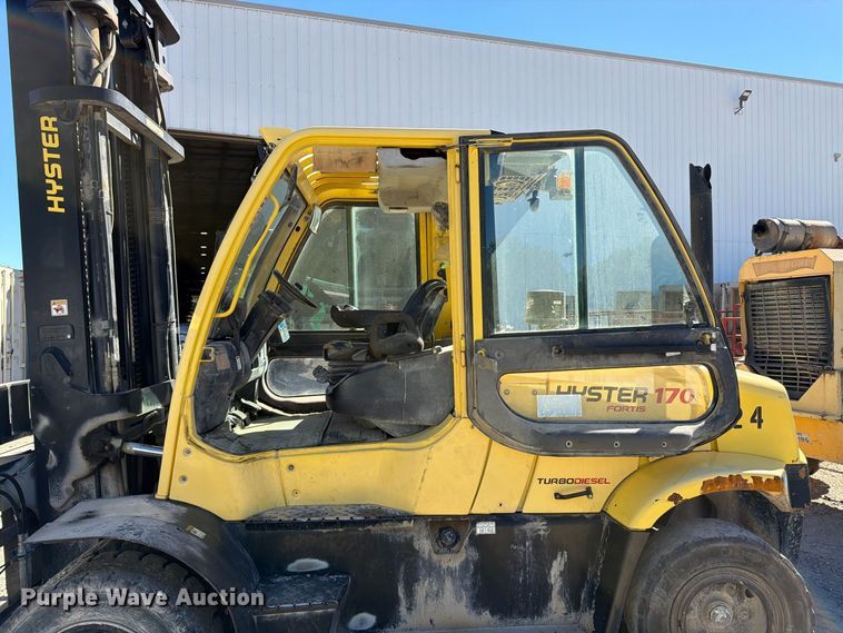 image for item DT3077 2019 Hyster H170FT forklift