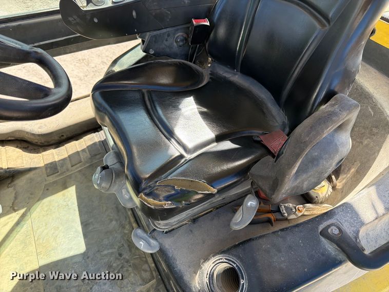 image for item DT3077 2019 Hyster H170FT forklift