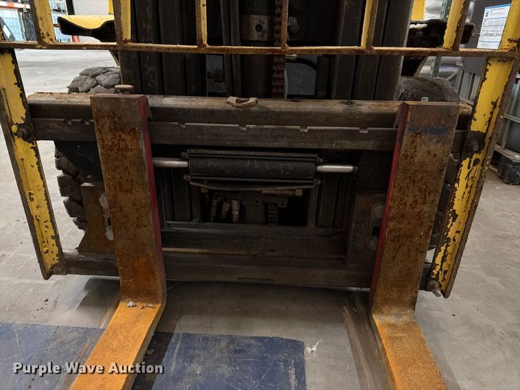 image for item DT3078 Hyster M2622 forklift