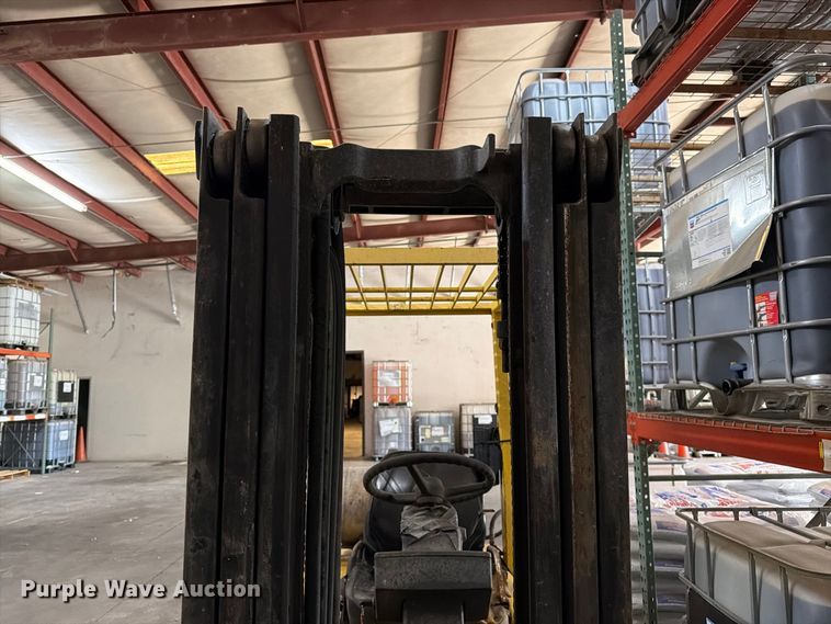 image for item DT3078 Hyster M2622 forklift